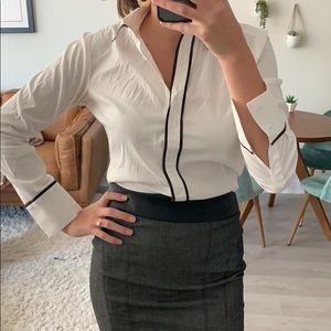 Beautiful Ann Taylor button down